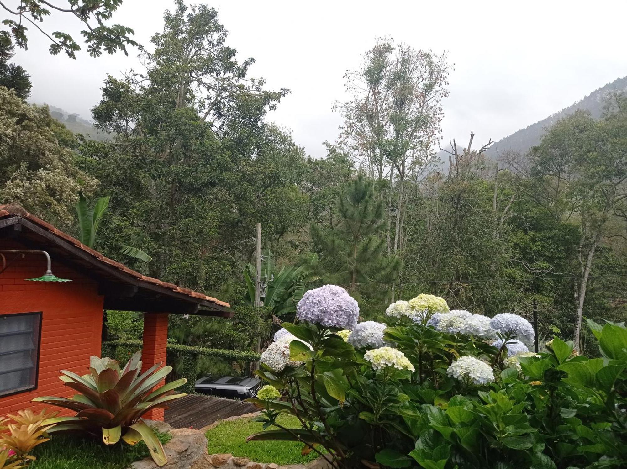 Refugio No Vale Dos Frades 400M Da Cachoeira, Com Wifi Терезополіс Екстер'єр фото
